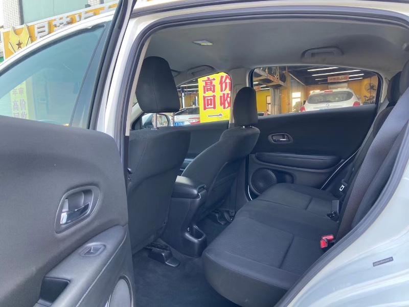 广州16年本田缤智2