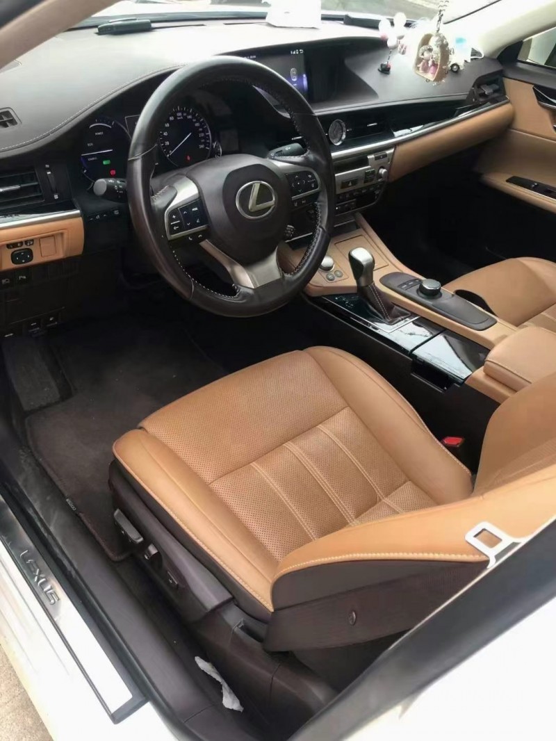 武汉17年雷克萨斯ES4
