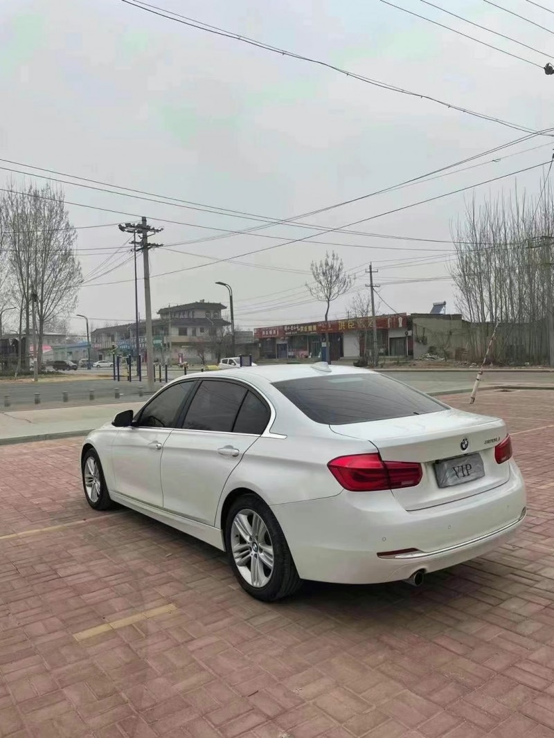 保定16年宝马3系8