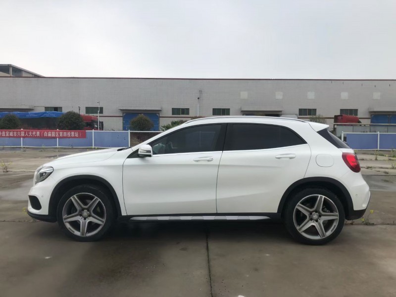 武汉16年奔驰GL8