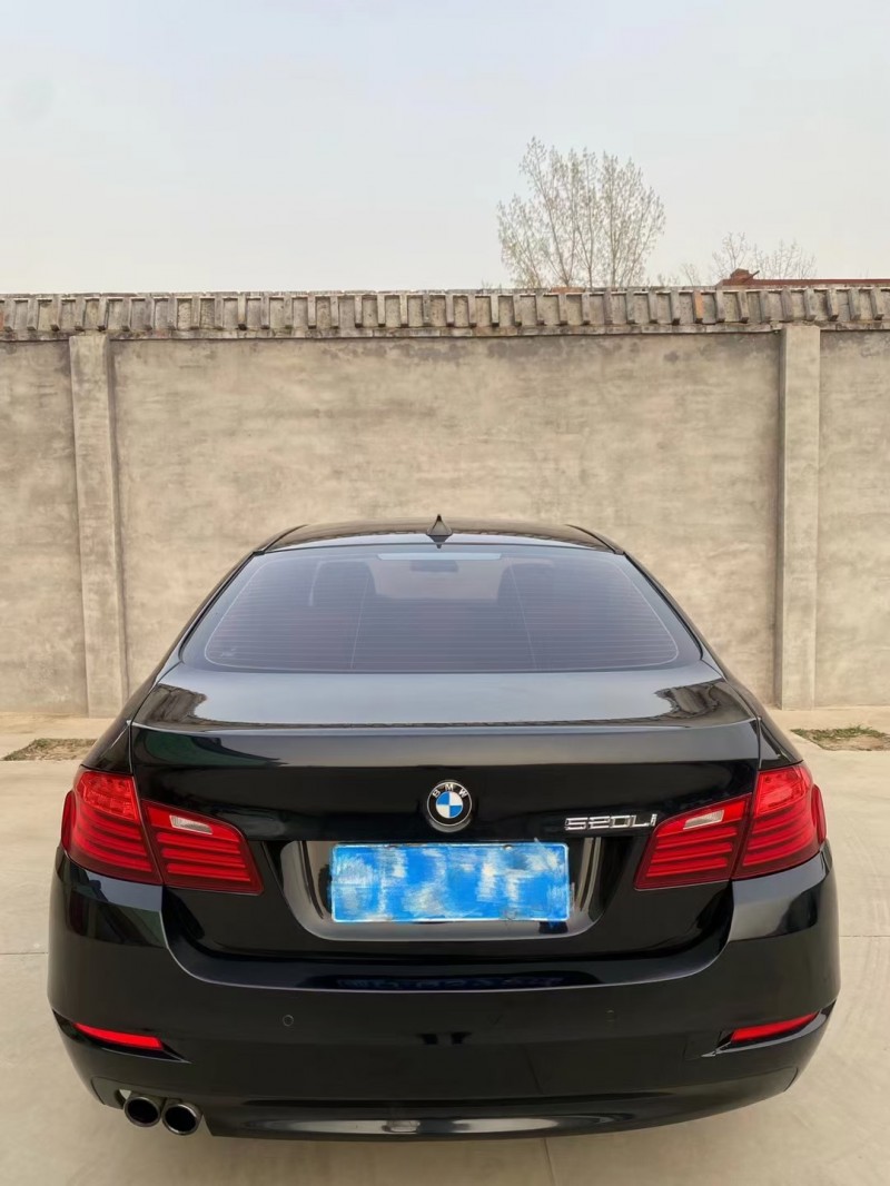 保定15年宝马5系8
