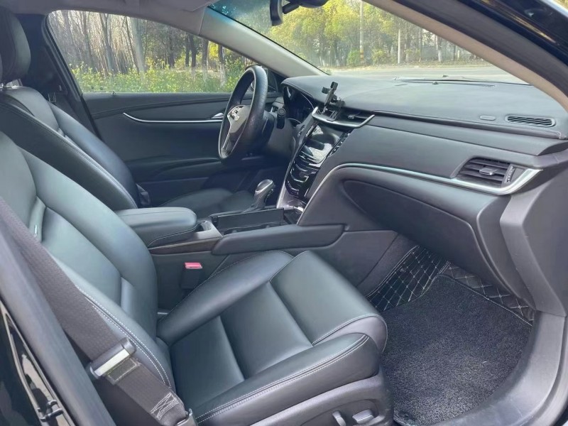 益阳19年凯迪拉克XTS1