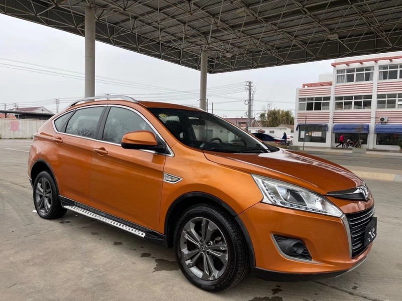 盐城14年纳智捷优6 SUV2