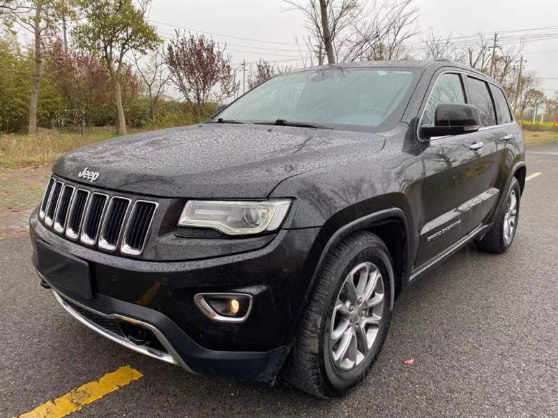 鹽城17年Jeep大切諾基3