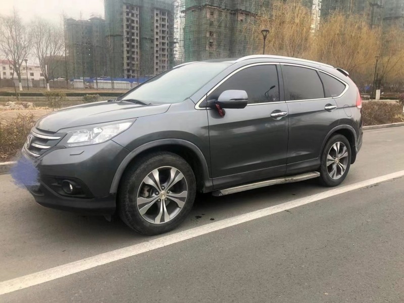 青岛12年本田CR-V3
