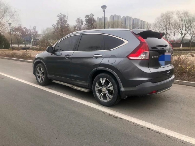 青岛12年本田CR-V8