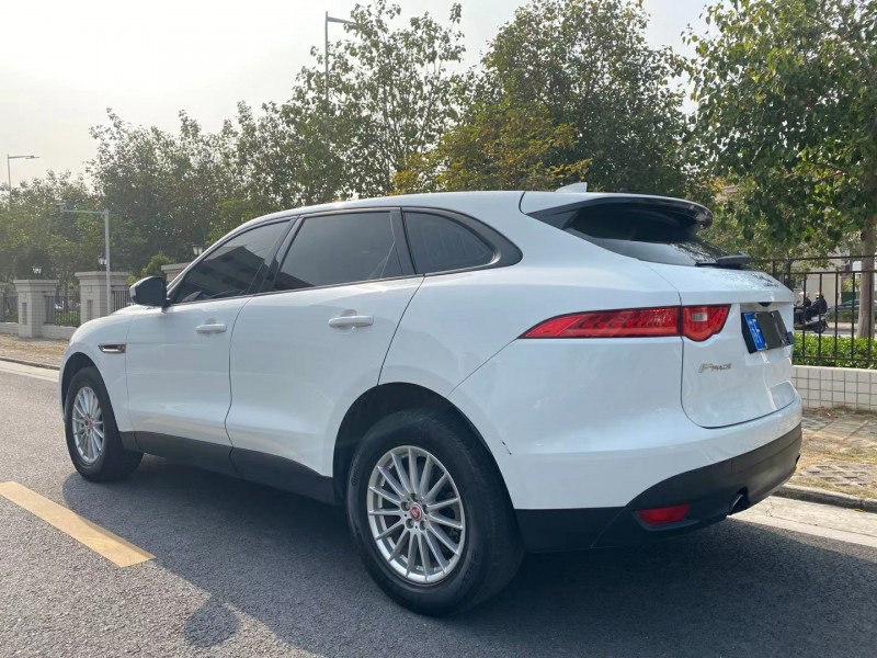 中山17年捷豹F-PACE6
