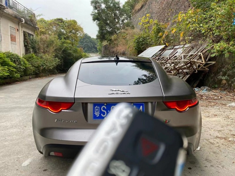 中山15年捷豹F-Type8