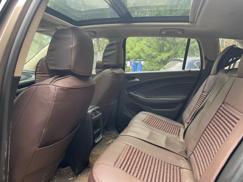 成都16年别克昂科威6