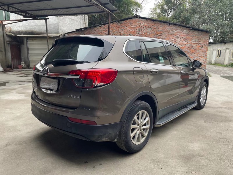 成都16年别克昂科威8