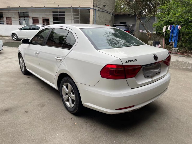 成都17年大众朗逸7