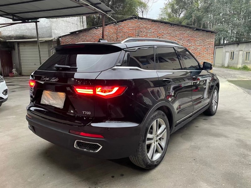 成都18年众泰T7008