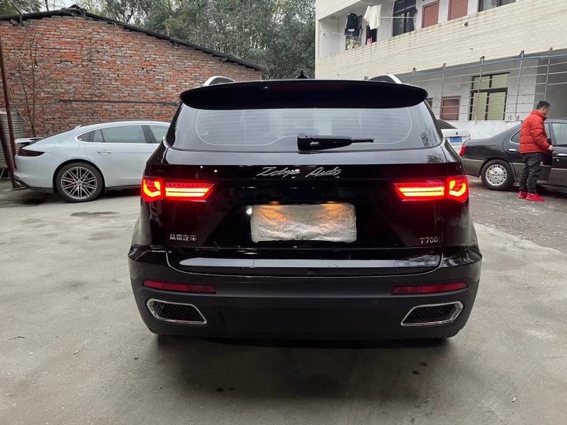 成都18年众泰T7009