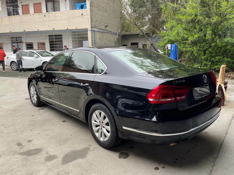 成都16年大众帕萨特7