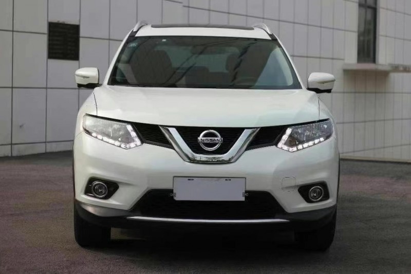 杭州14年日產奇駿1