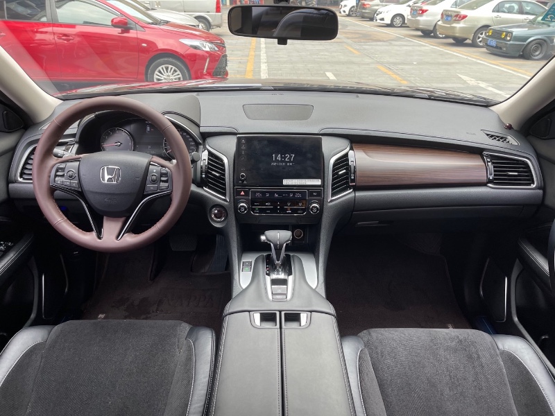 佛山18年本田冠道7