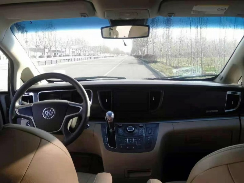 济宁13年别克GL85