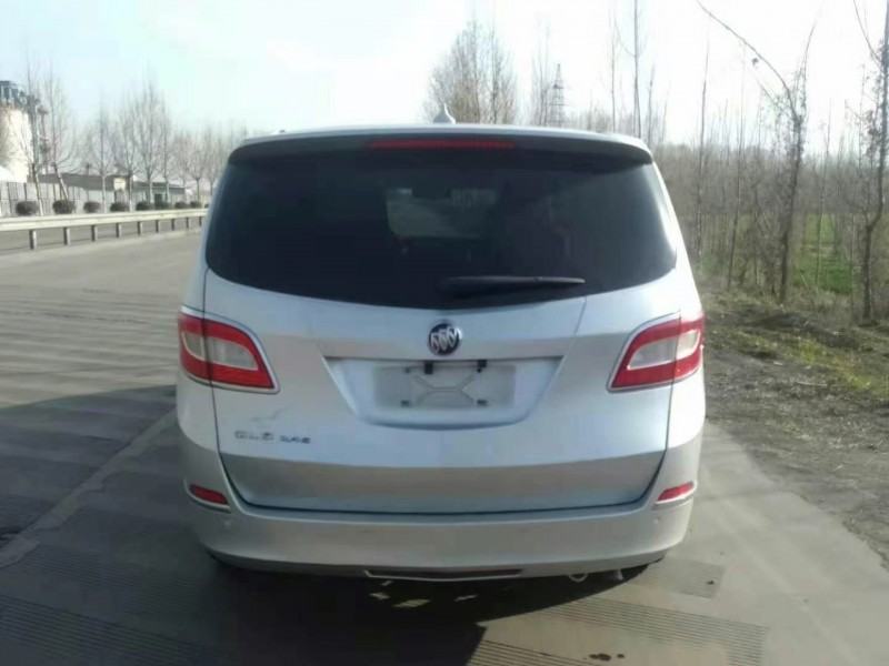 济宁13年别克GL87