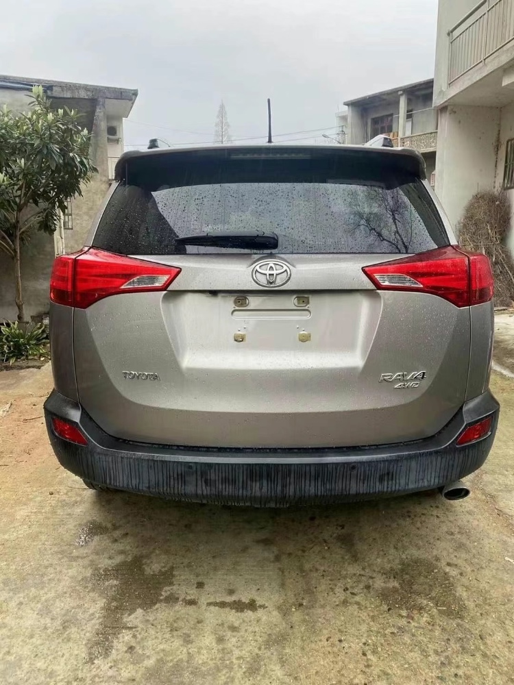 溫州14年豐田RAV46