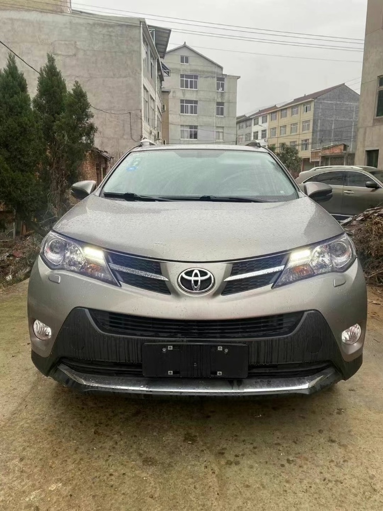 溫州14年豐田RAV49