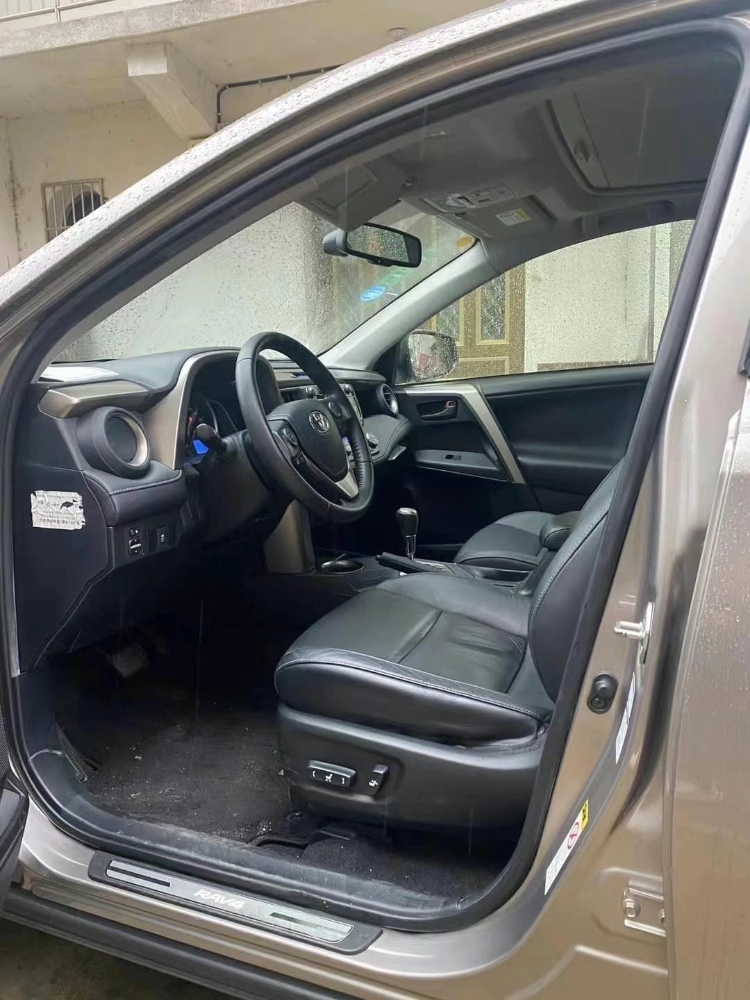 溫州14年豐田RAV45