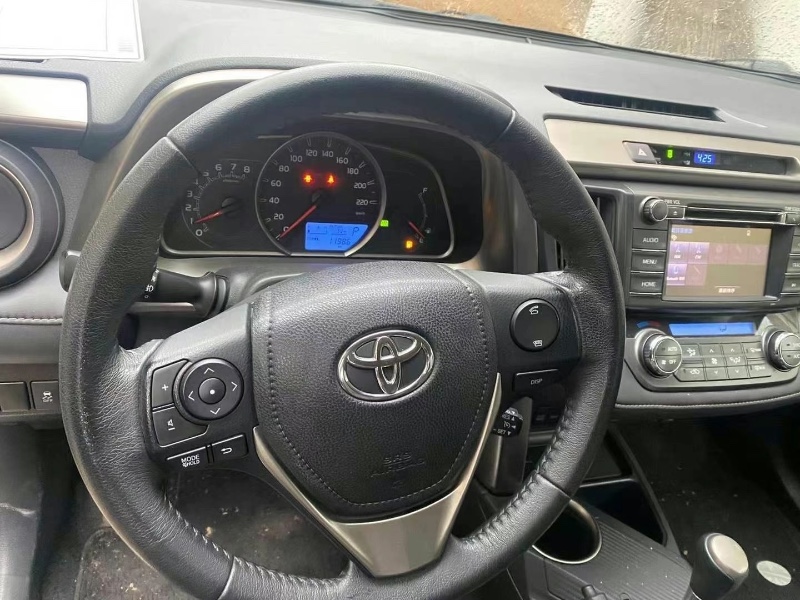 溫州14年豐田RAV41
