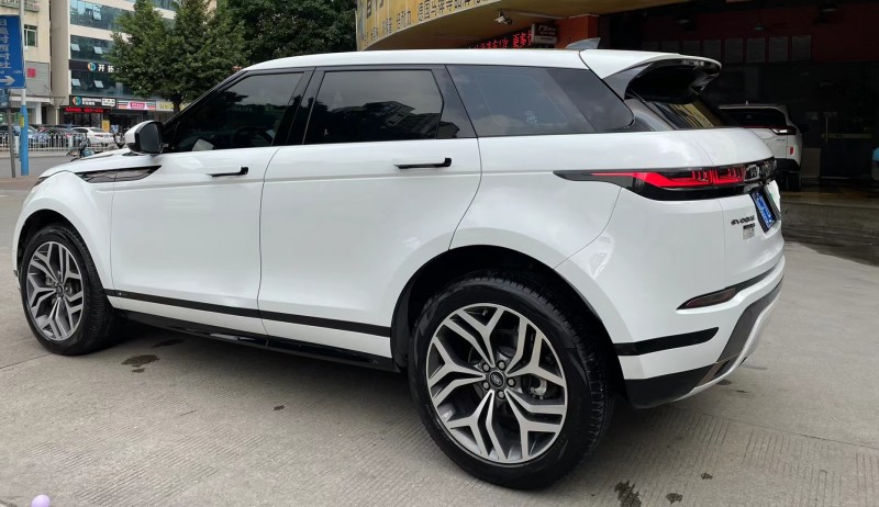 广州20年路虎极光8