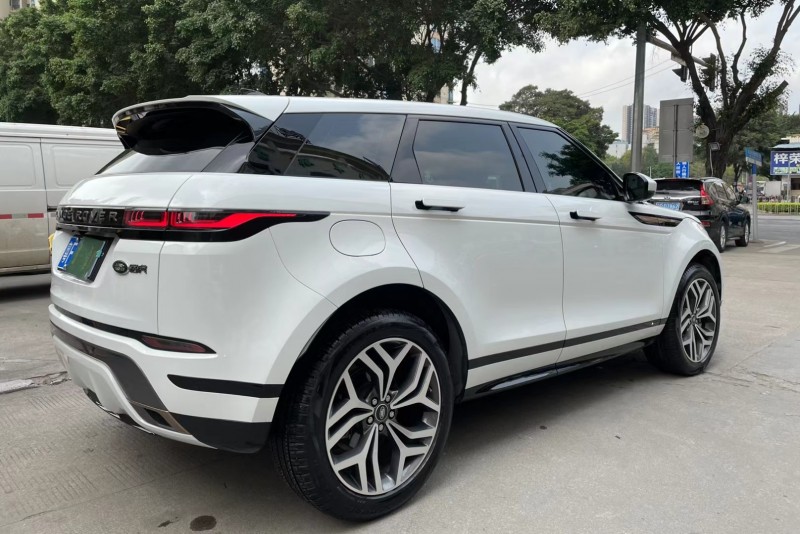 广州20年路虎极光9