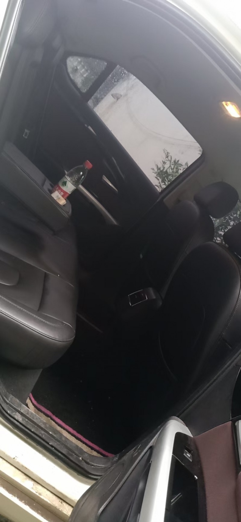 成都19年北汽绅宝D701