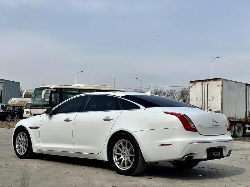 天津14年捷豹XJ5