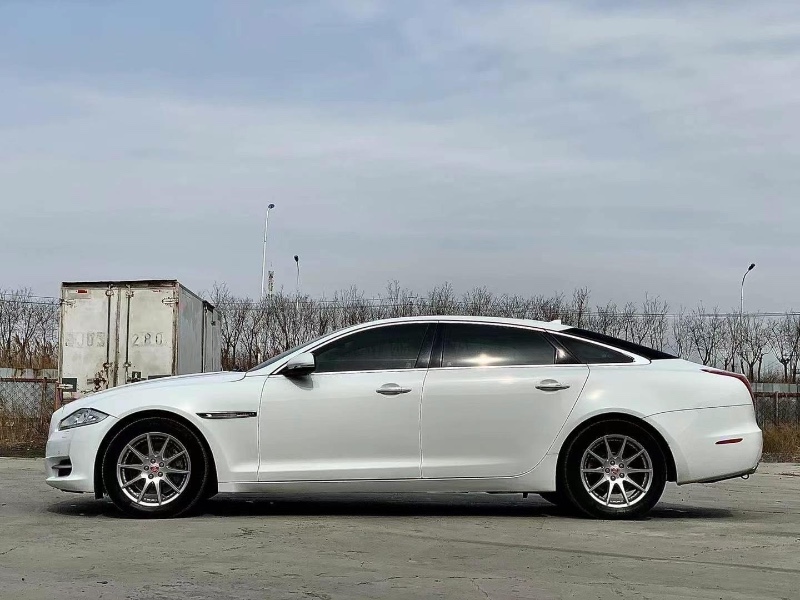 天津14年捷豹XJ4