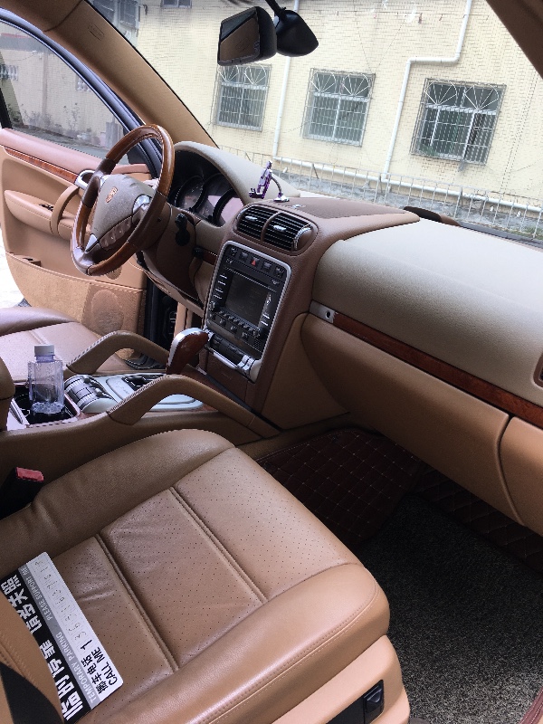 深圳09年保时捷卡宴2