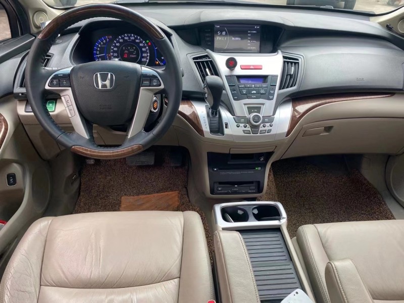 广州13年本田奥德赛4