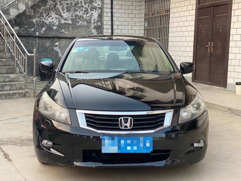 济宁08年本田雅阁1