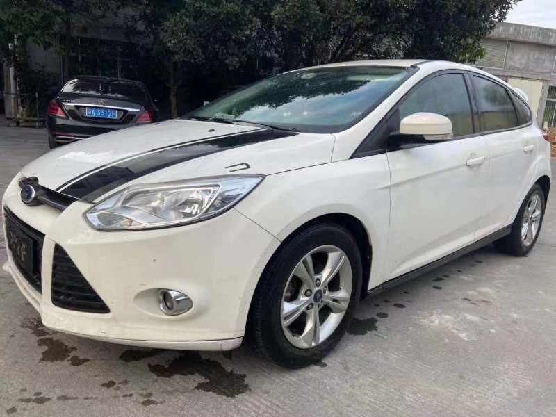 广州14年福特福克斯6