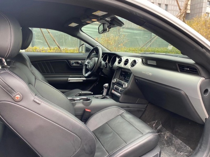 盐城15年福特野马1