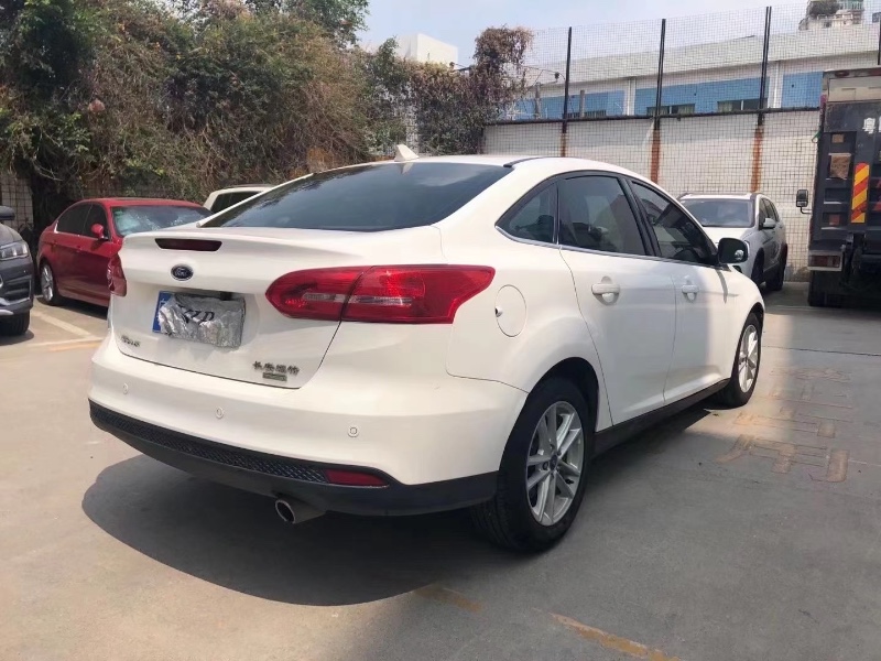 深圳17年福特福克斯6