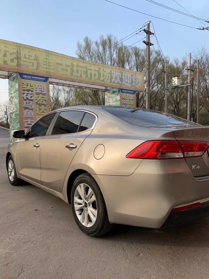 平涼16年長安汽車CS754