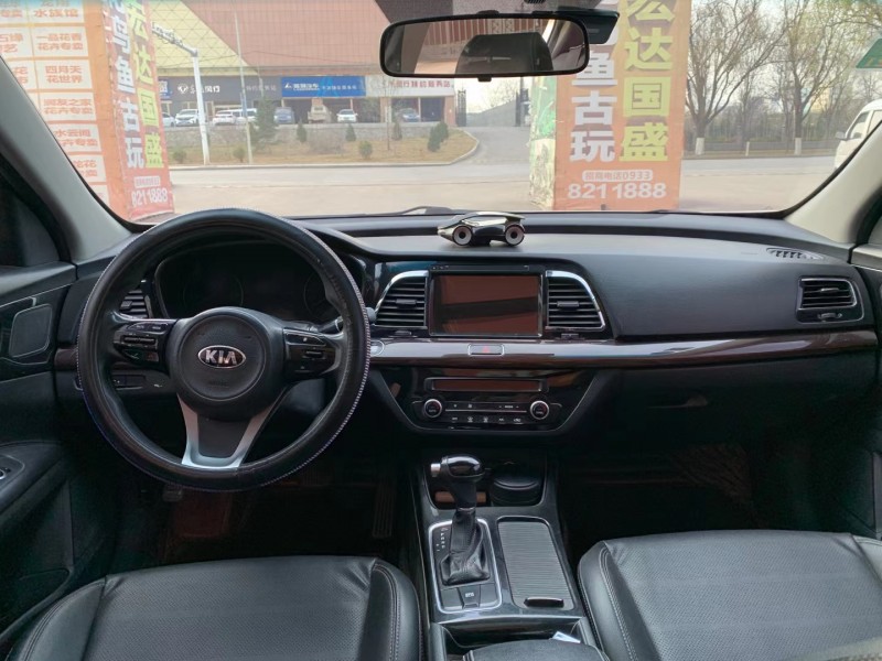 平涼16年長安汽車CS756