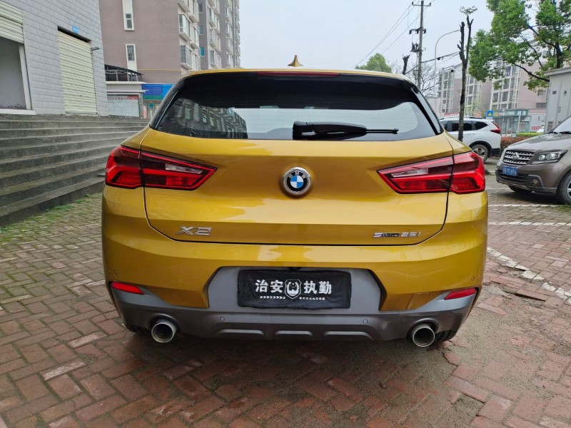 黃石19年寶馬X24