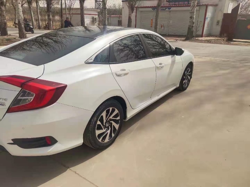 保定17年本田思域5