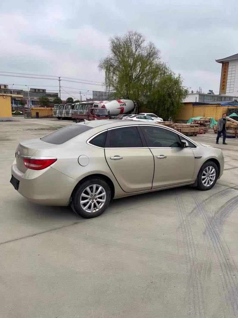 徐州12年别克英朗6