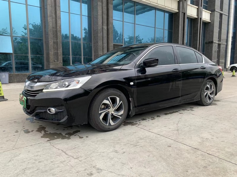 东莞16年本田雅阁3