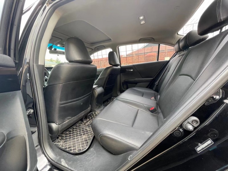 烟台17年本田雅阁4