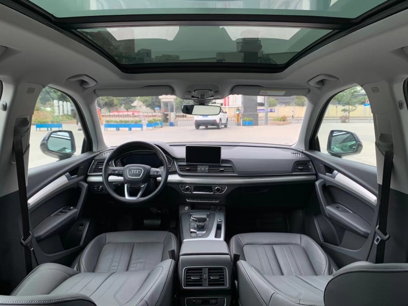 东莞21年奥迪Q56