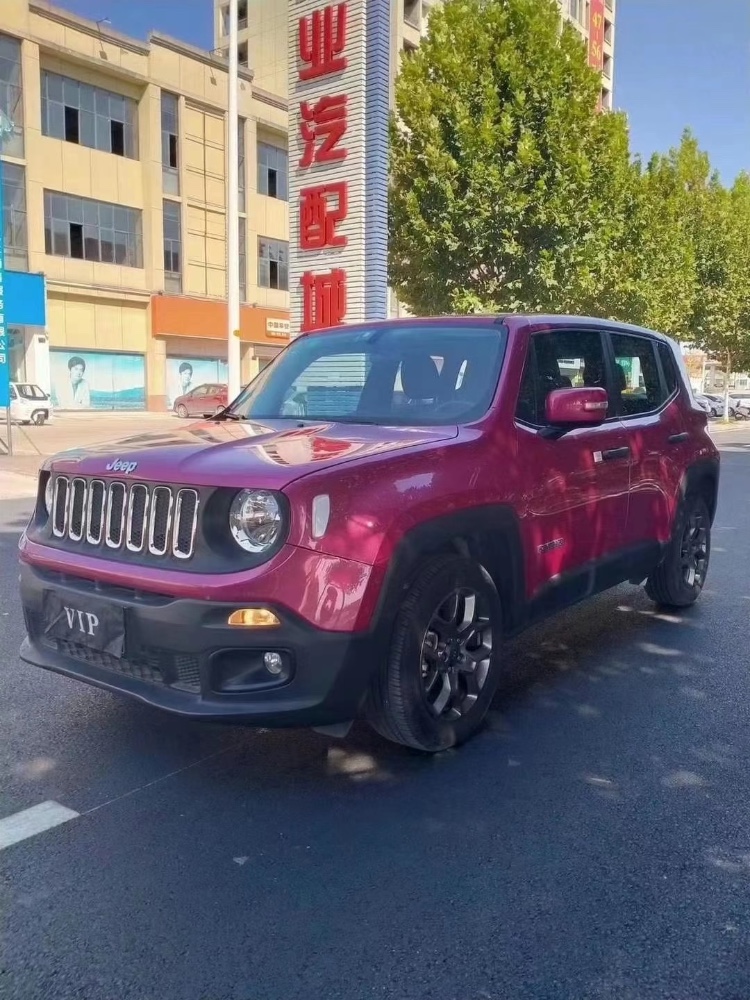 武漢17年Jeep自由俠8