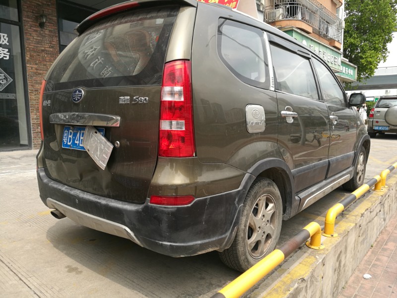 深圳13年一汽森雅S802