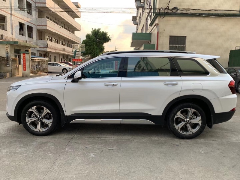 中山19年现代新胜达3