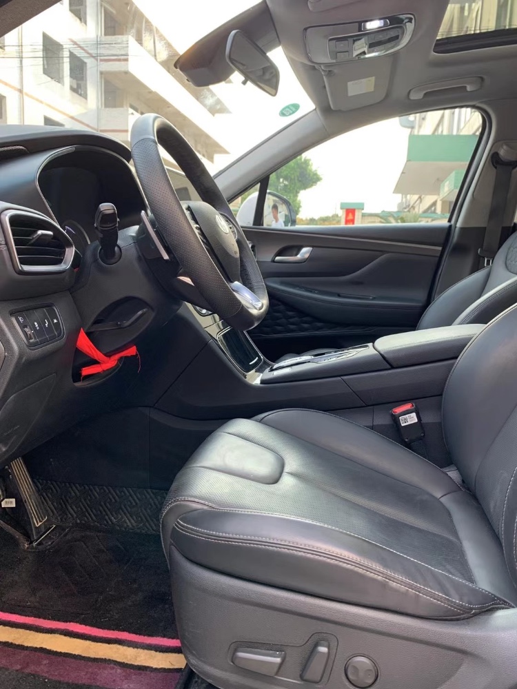 中山19年现代新胜达7