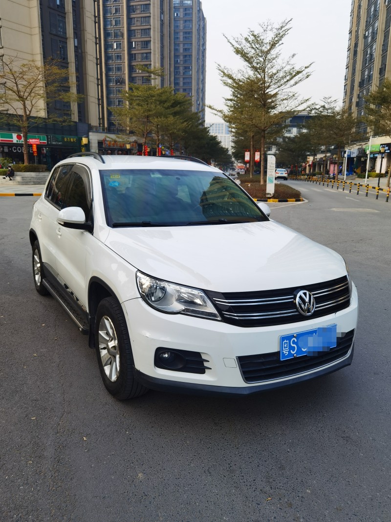 广州12年大众途观9